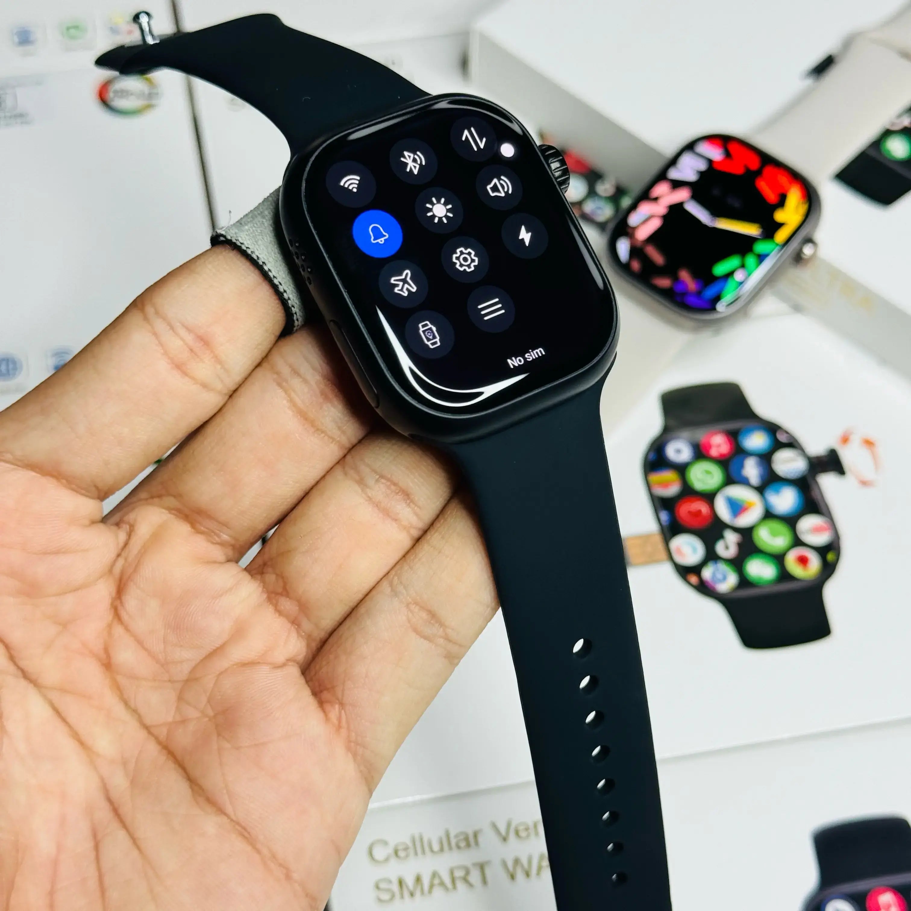 S16 Seris 9 Amoled Display 2gb Ram And 32gb Storage With 180° Camera SIM card watch