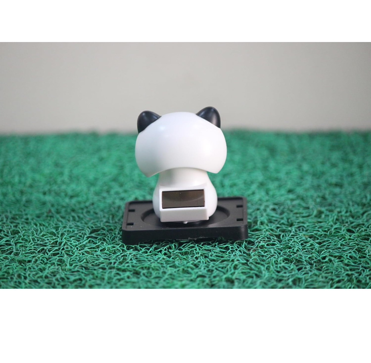 Solar-Powered Panda Bobble Head | Cute Moving Head Car Dashboard Toy