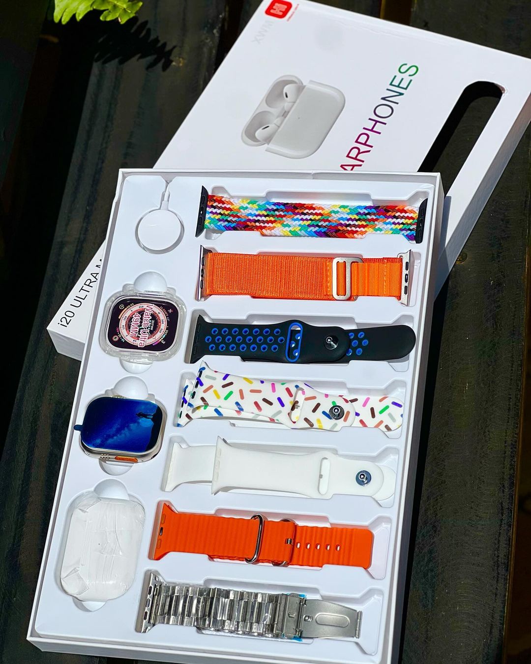 i20 Ultra MAX Suit(10 in 1 Set) SmartWatch + Aiir pods Pro with Transparent Screen Guard Watch with Seven Decorated Straps Rjmobile01