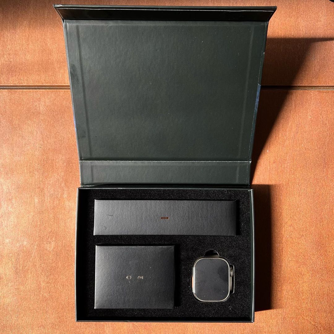 HW9 Ultra Max Smart Watch 49mm Amoled Display 2.2-inch HD Screen, Always On Display