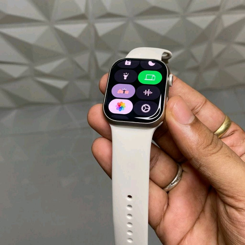 Hello Watch 3 Pro Plus SmartWatch 45mm With Super AMOLED Display, IP68 Rating, NFC, Compass, Always On Display, Sport Watch And 4GB Internal Storage