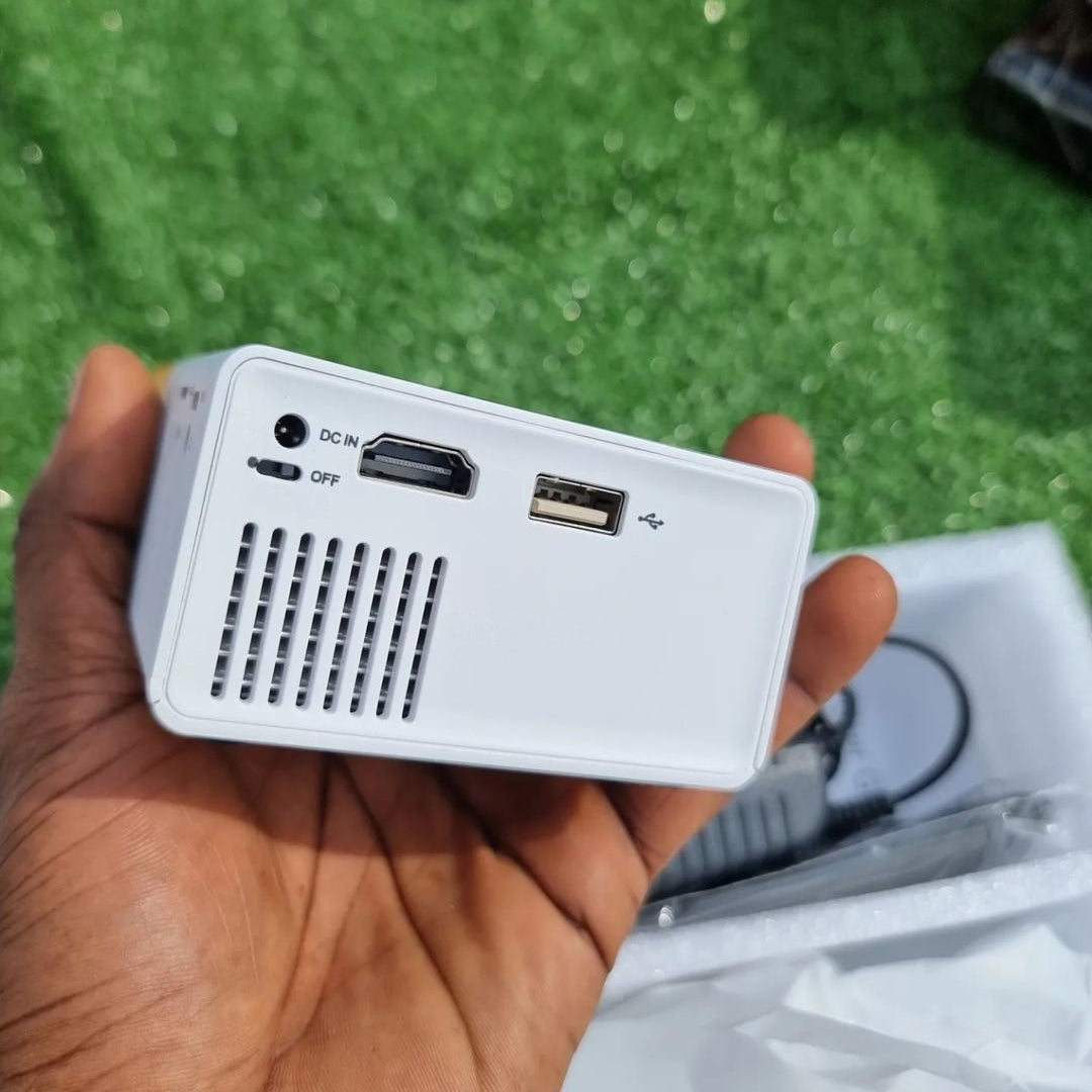 Mini Portable (600 Lumens Video 1080P)High Resolution LED Projector YG-300