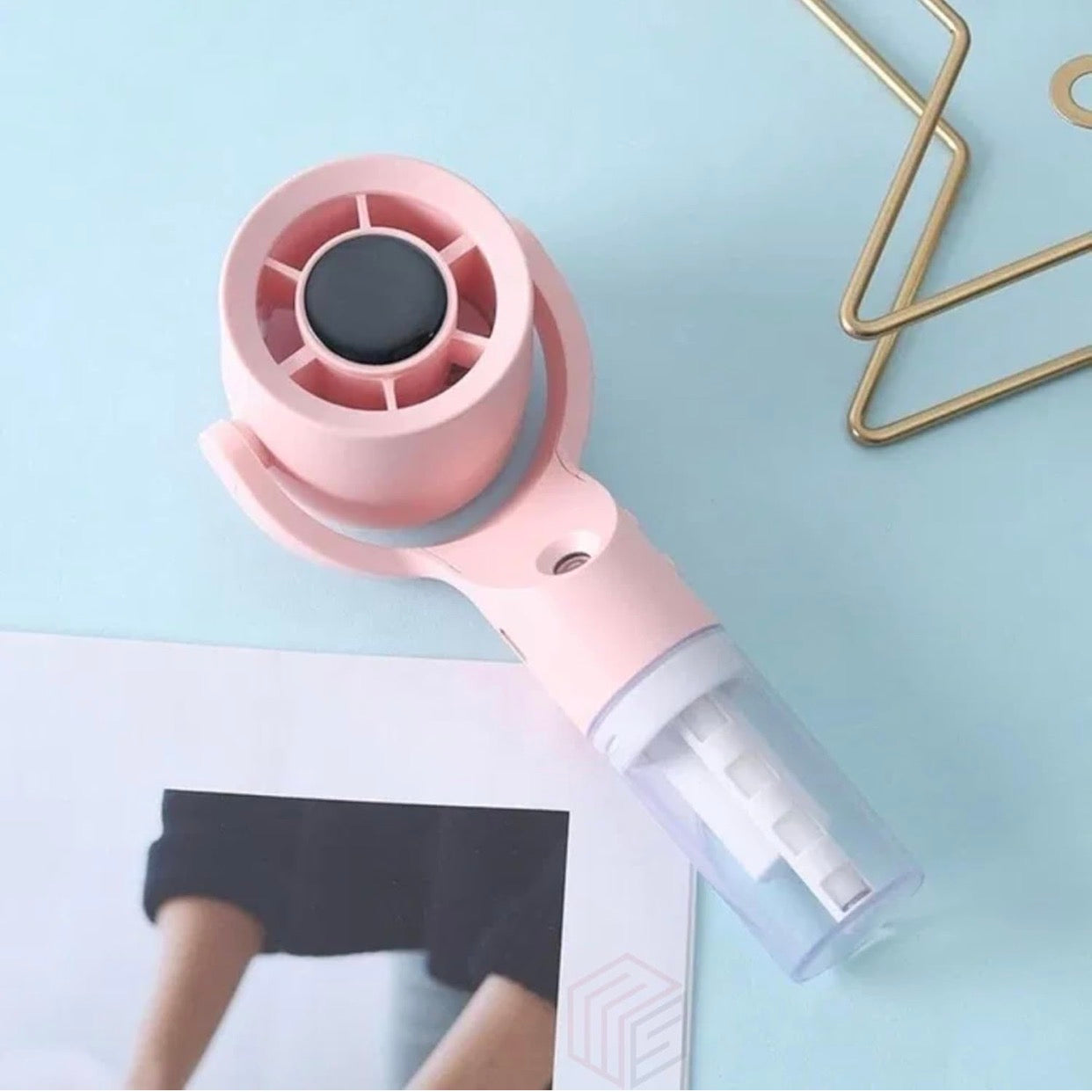 3 Speed Hand Spray Fan – Handheld Mist Fan Gift, Child-Safe Summer Cooling, Portable USB Rechargeable Fan, Desktop Cooling, Hot Weather Gift