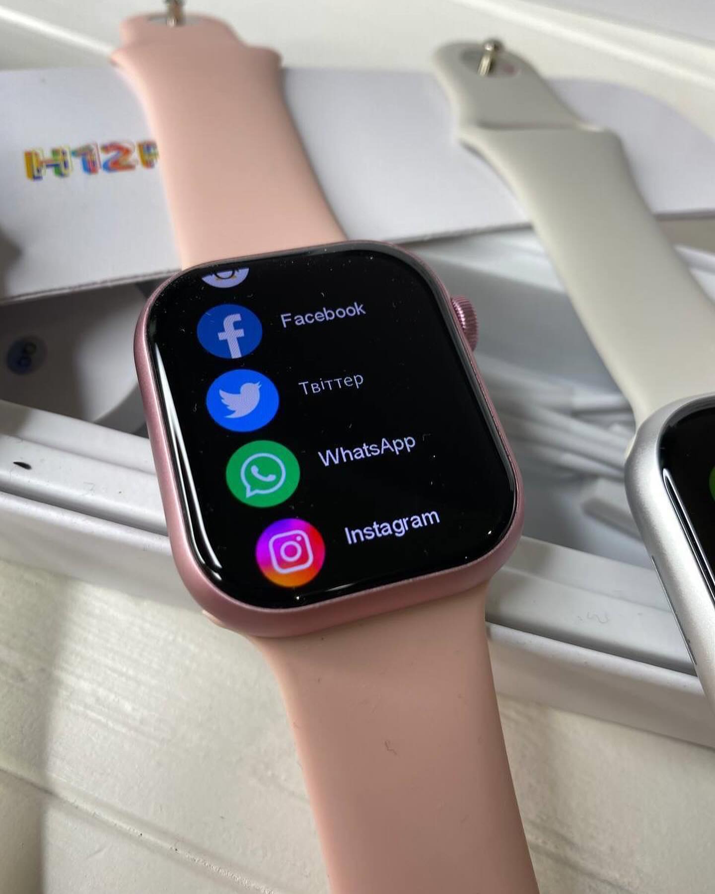 H12 Pro Plus AMOLED Smart Watch 4GB ROM Men 45mm Local Music Recording hello ￼