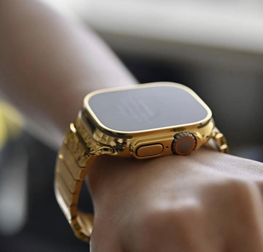 24K Gold Serie 8 Ultr Gold smartwatch wireless charging,