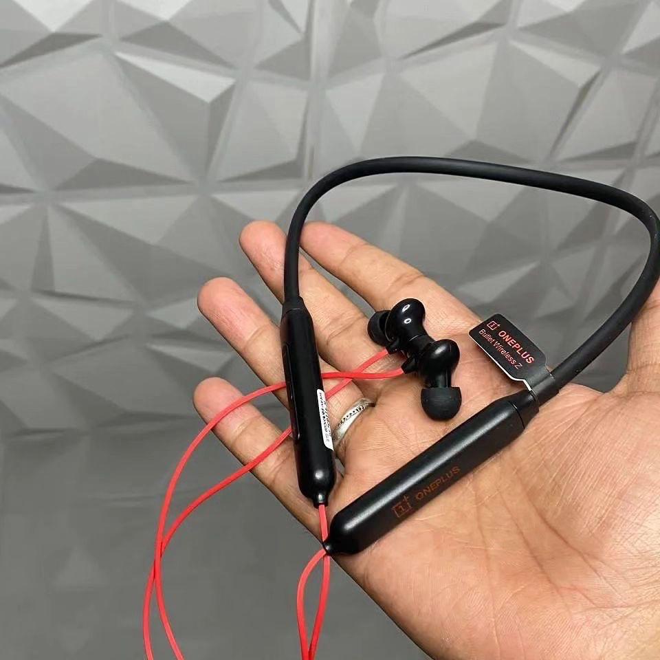 Bluetooth Wireless in Ear Earphones with Mic